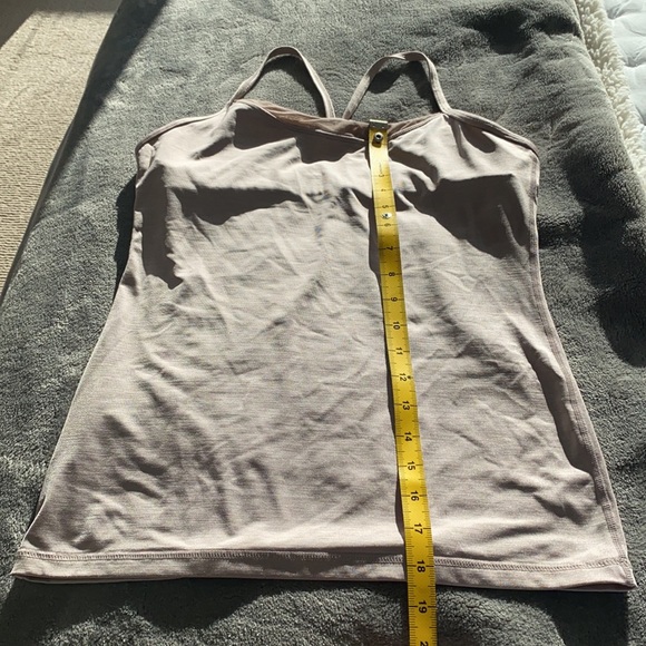 Rare Lululemon y tank - Picture 12 of 12